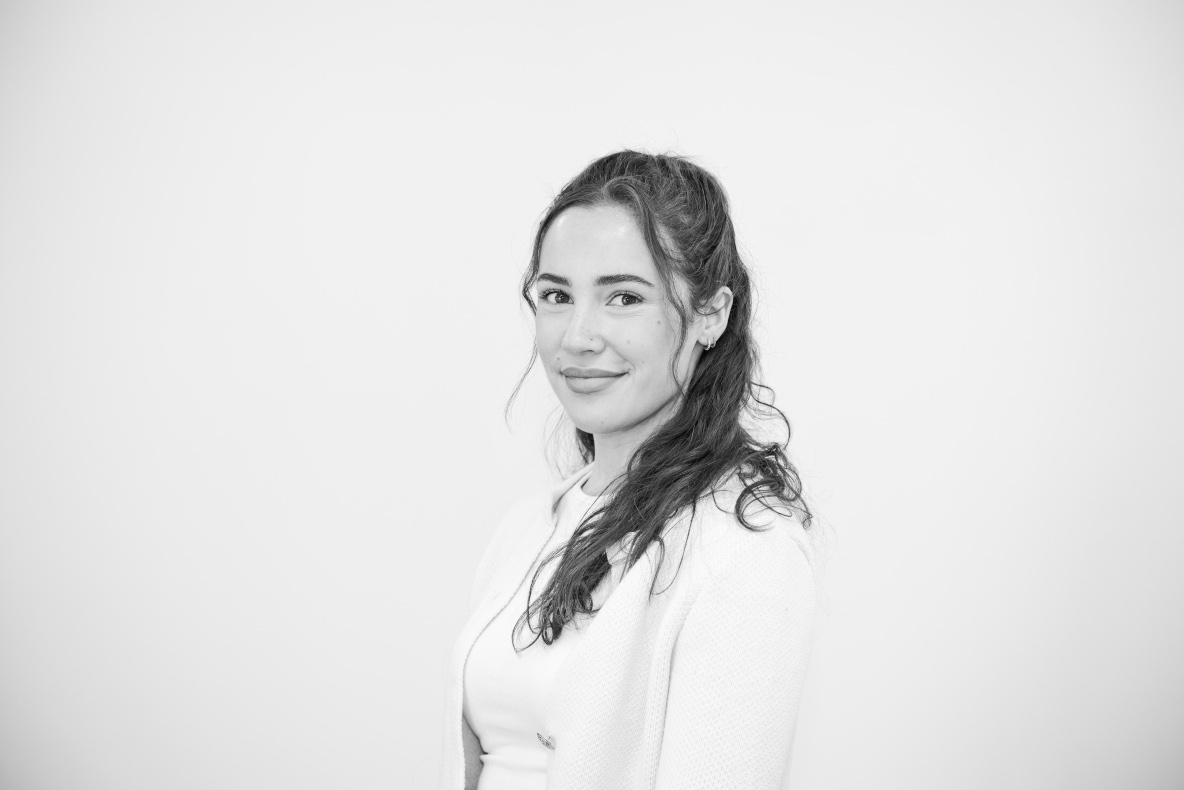 Portrait image of Francesca Miles