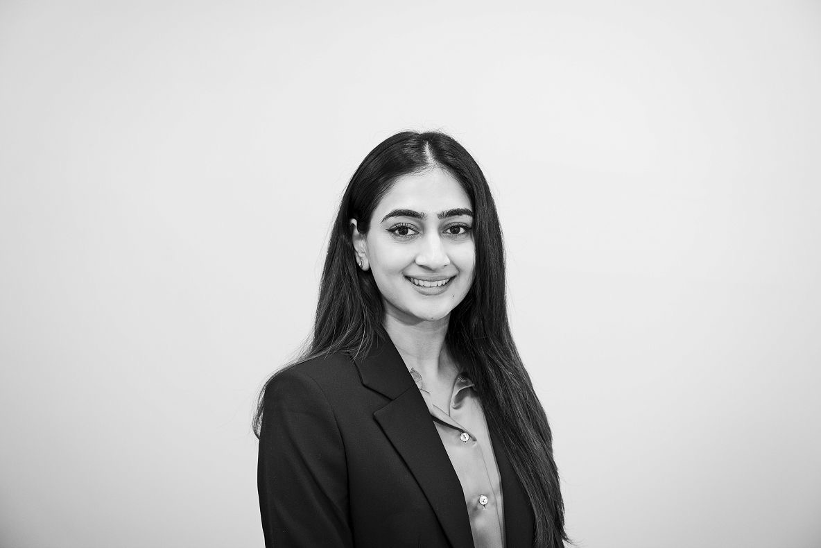 Portrait image of Nina Vegad